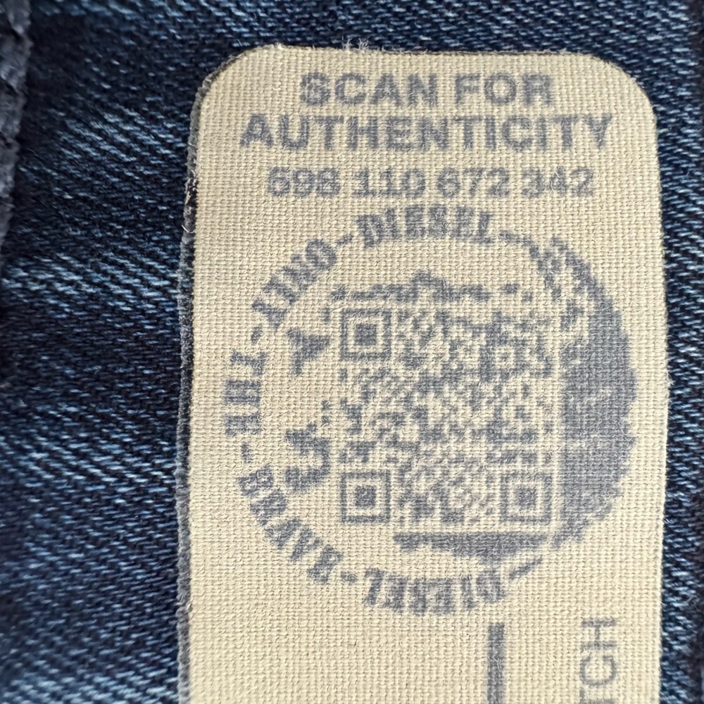 Diesel Livier Super Slim Jegging Low Waist Jeans Dark Wash W30 L34 Stretch - Picture 9 of 12